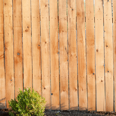 Zaunbretter - Entdecken Sie die Vielfalt vom Holzhandel für Garten, Terrasse und Fassade.